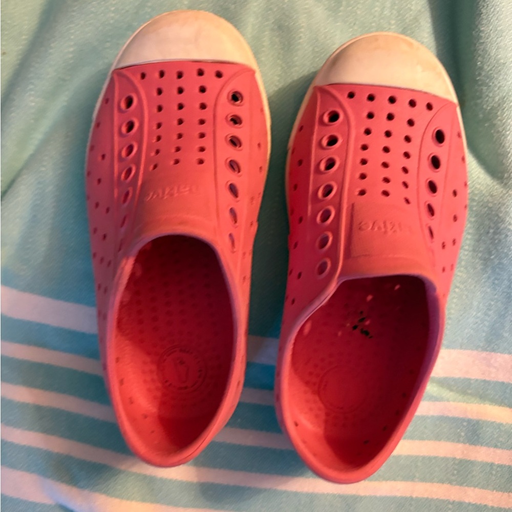 NATIVE Kids Pink Slip-On Shoes..